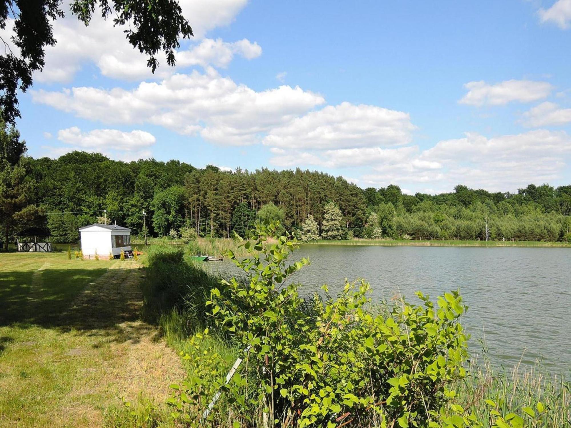 Holiday House In Szczecin At The Lake With Parking Space For 4 Persons Luaran gambar